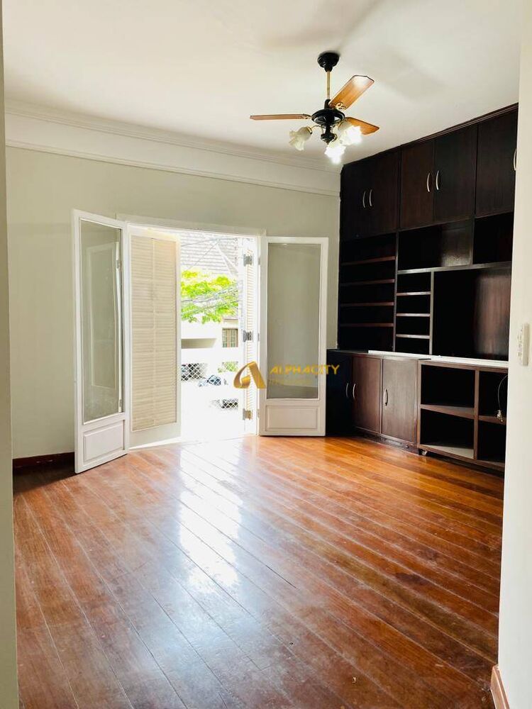 Casa de Condomínio à venda com 4 quartos, 395m² - Foto 12
