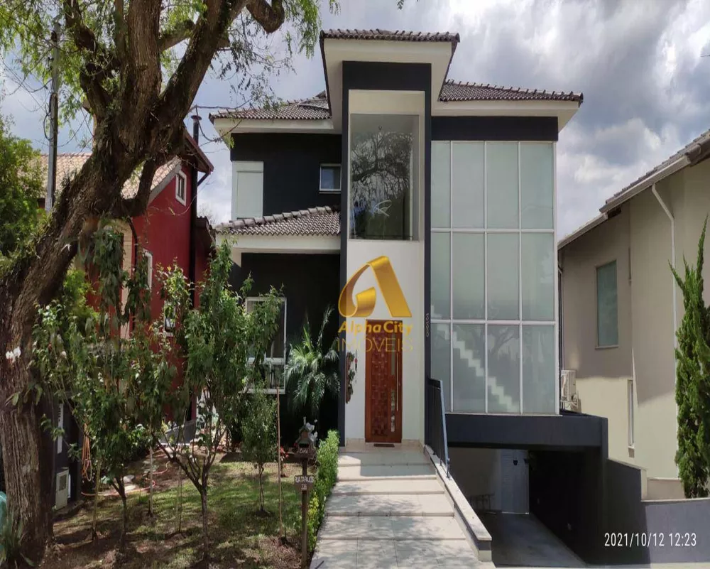 Casa de Condomínio à venda com 4 quartos, 338m² - Foto 1