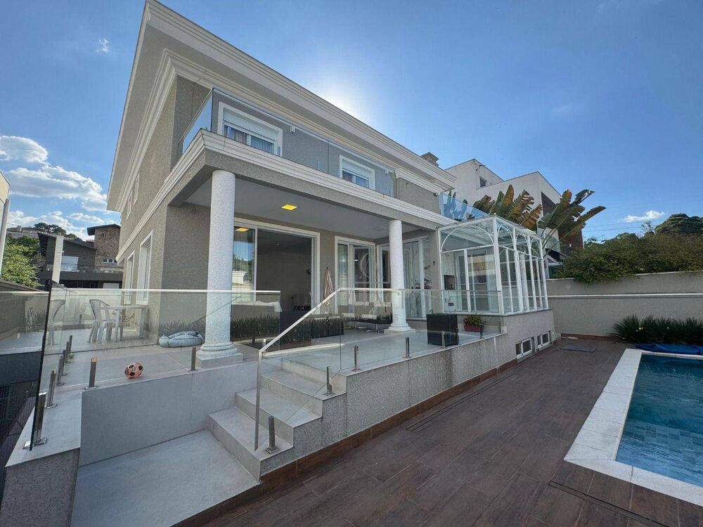 Casa de Condomínio à venda com 4 quartos, 530m² - Foto 1