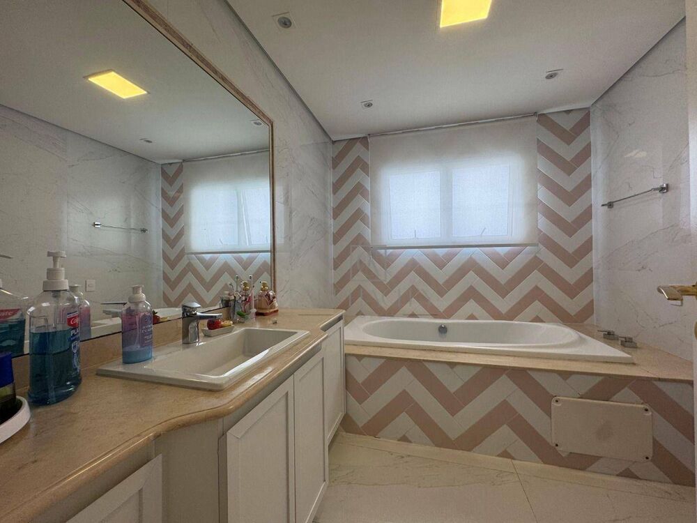 Casa de Condomínio à venda com 4 quartos, 530m² - Foto 13