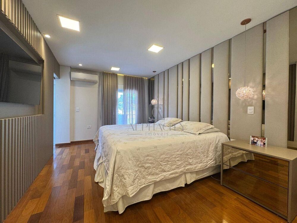 Casa de Condomínio à venda com 4 quartos, 530m² - Foto 10