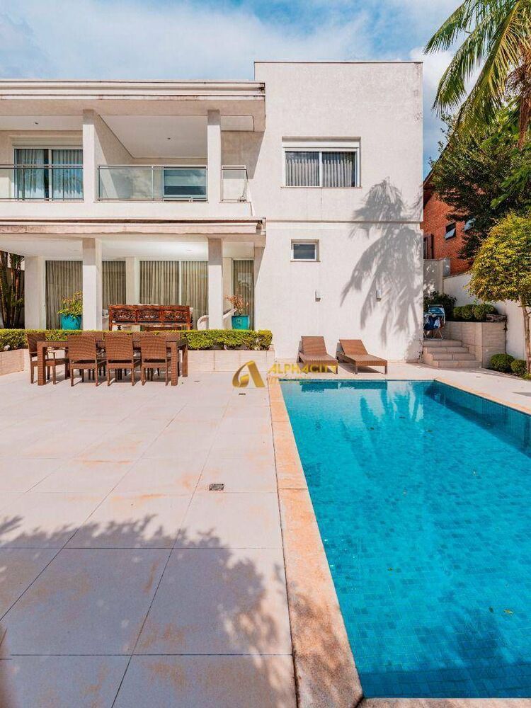 Casa de Condomínio à venda e aluguel com 4 quartos, 520m² - Foto 1