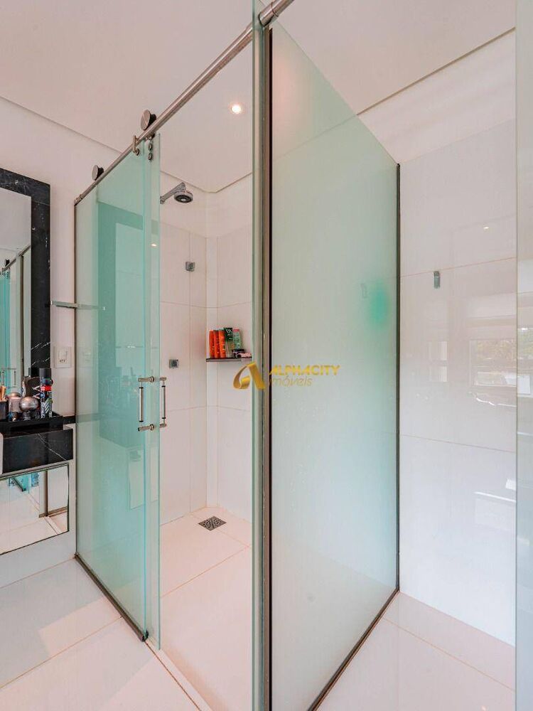 Casa de Condomínio à venda e aluguel com 4 quartos, 520m² - Foto 17