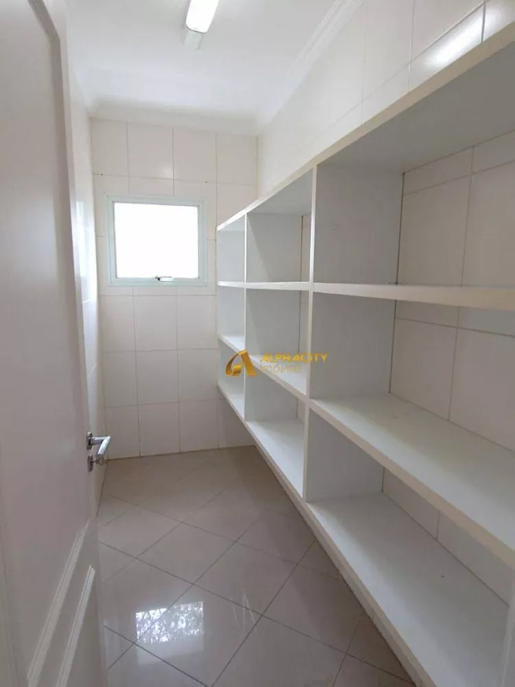 Casa de Condomínio à venda e aluguel com 5 quartos, 700m² - Foto 24