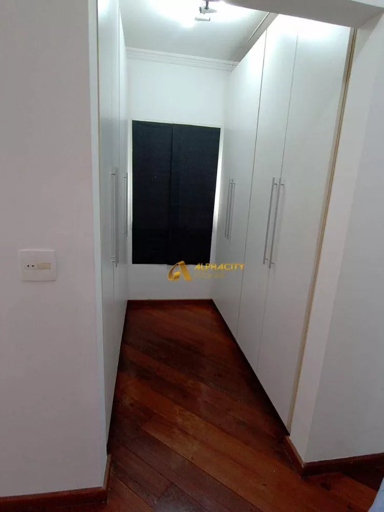 Casa de Condomínio à venda e aluguel com 5 quartos, 700m² - Foto 25