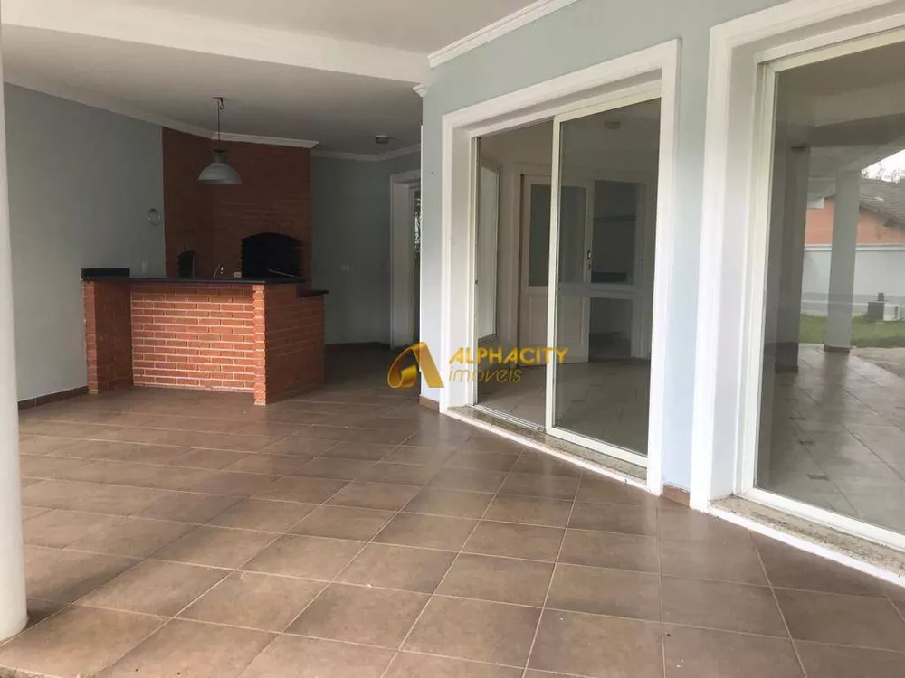 Casa de Condomínio à venda e aluguel com 5 quartos, 700m² - Foto 6