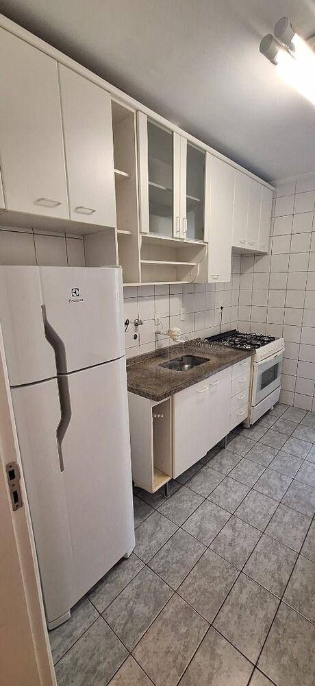 Apartamento para alugar com 2 quartos, 78m² - Foto 4