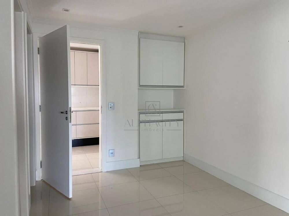 Apartamento, 3 quartos, 235 m² - Foto 14