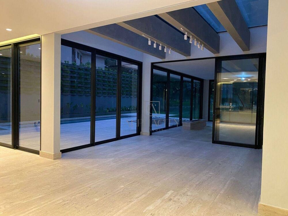 Casa de Condomínio, 5 quartos - Foto 1
