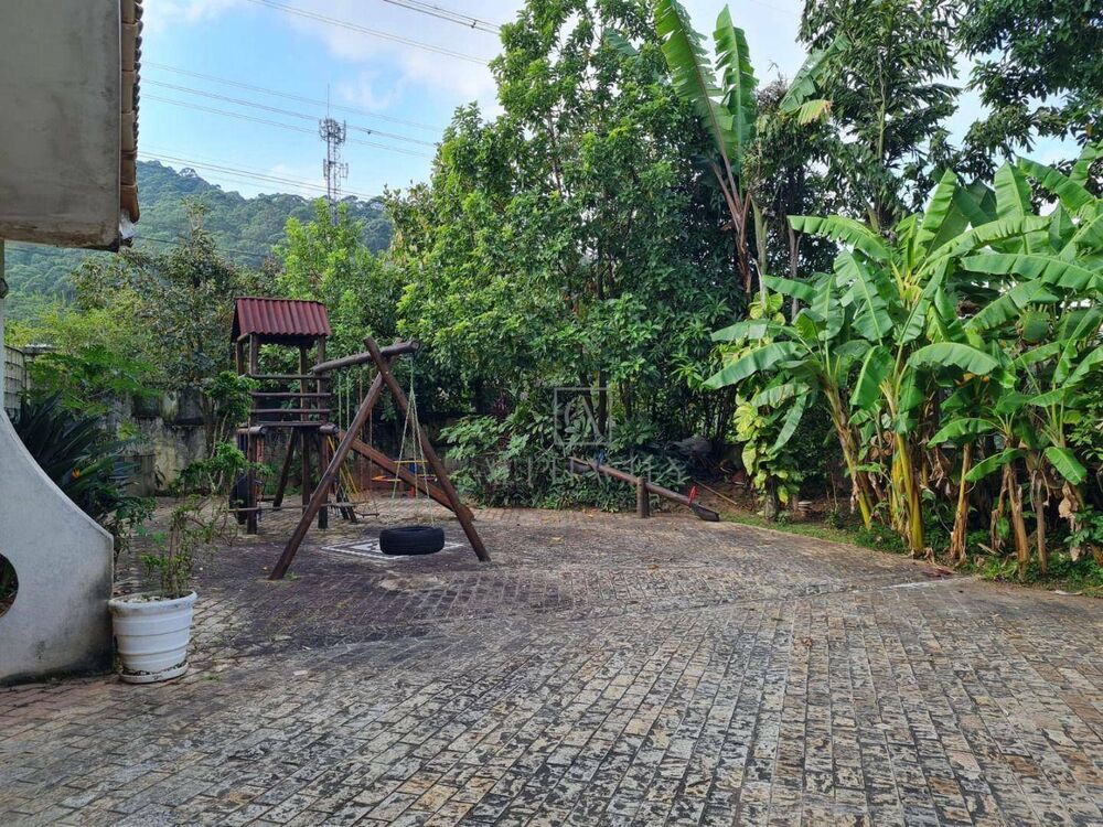 Casa de Condomínio à venda com 4 quartos, 800m² - Foto 4