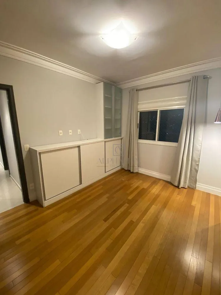 Apartamento, 3 quartos, 139 m² - Foto 4
