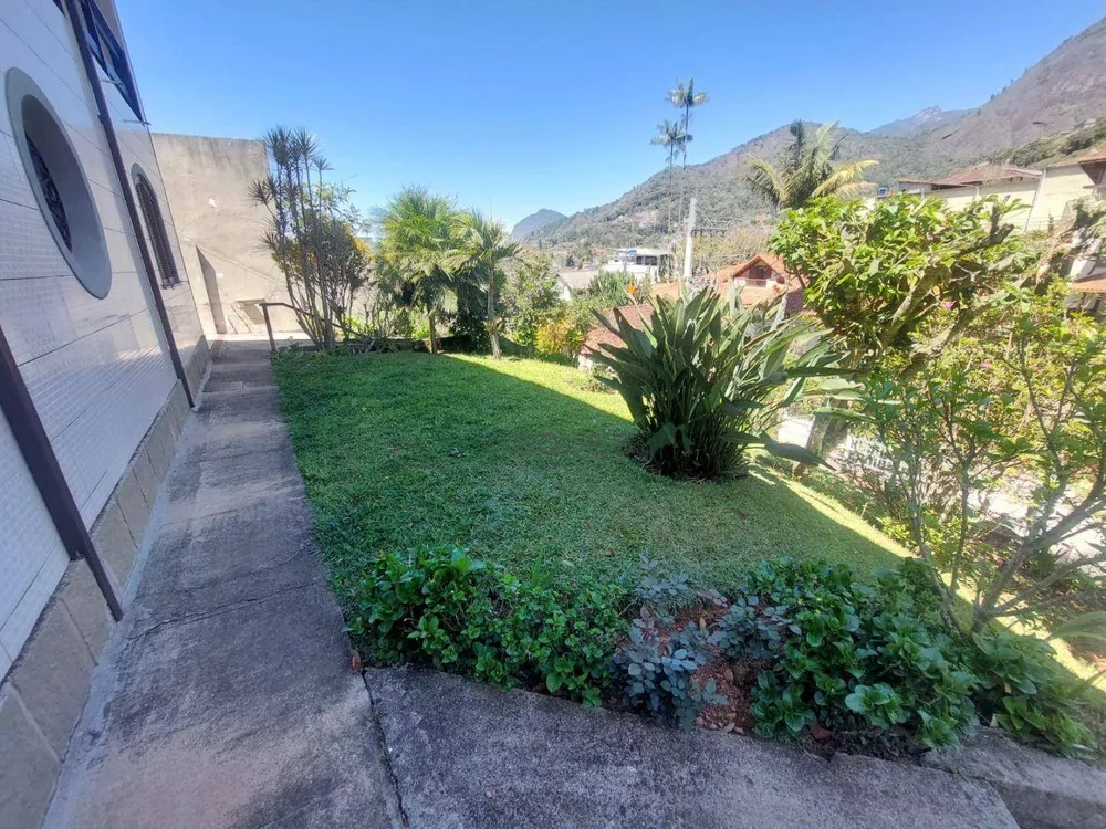 Casa, 3 quartos, 241 m² - Foto 3