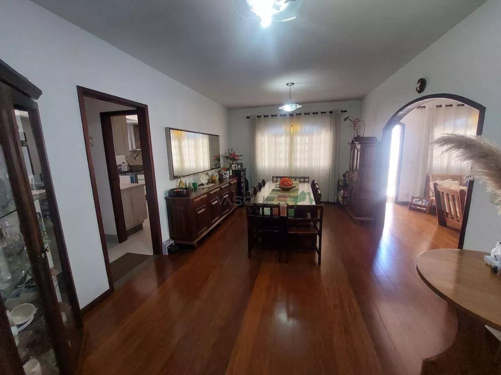 Casa, 3 quartos, 241 m² - Foto 29