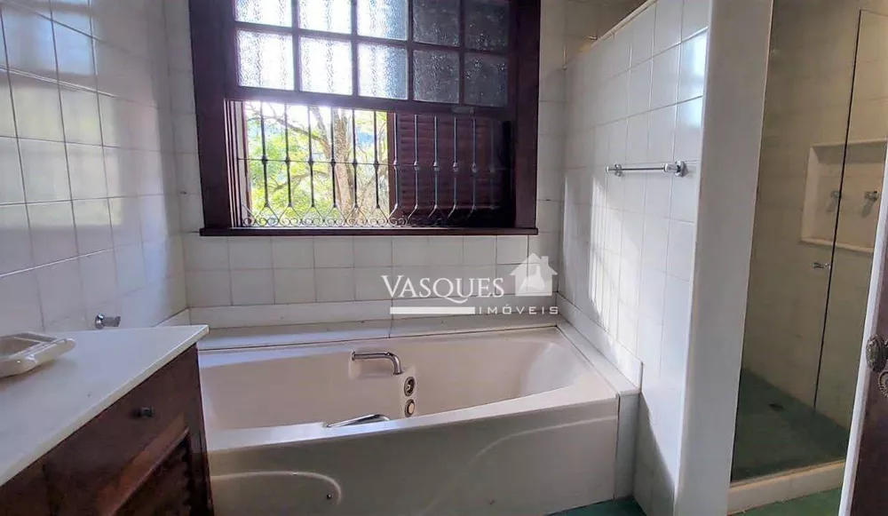 Casa, 5 quartos, 270 m² - Foto 2
