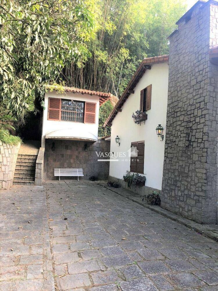 Casa, 5 quartos, 270 m² - Foto 36