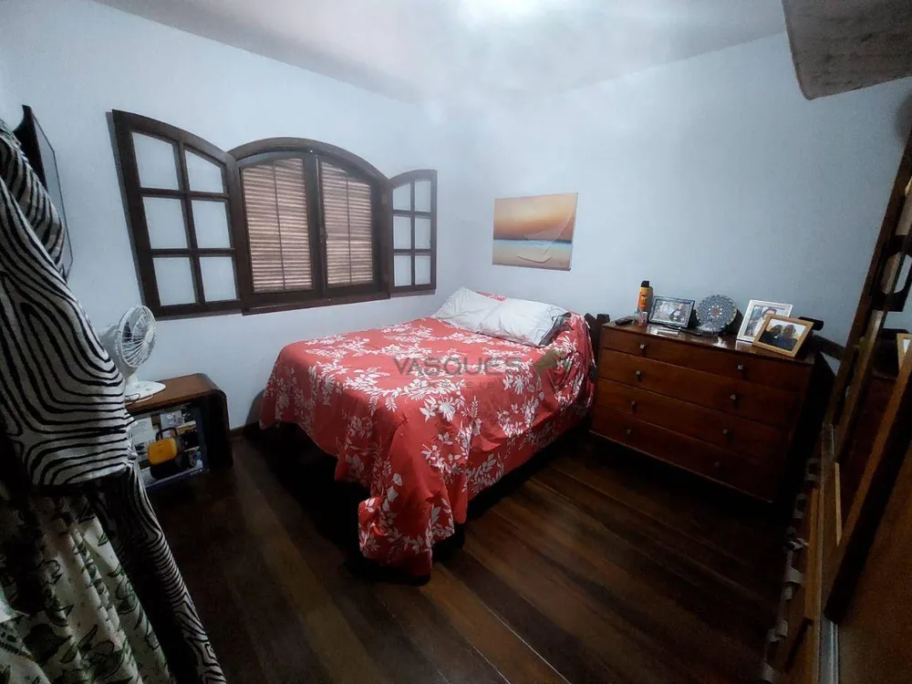 Casa, 4 quartos, 200 m² - Foto 3