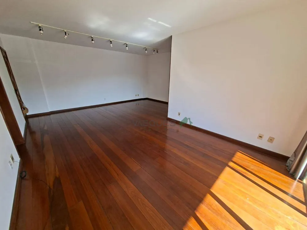 Apartamento, 3 quartos, 140 m² - Foto 2