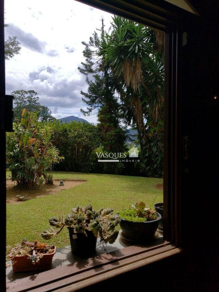 Casa, 3 quartos, 142 m² - Foto 2
