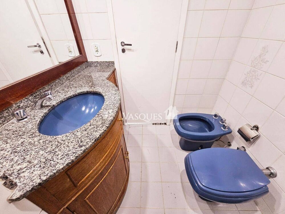 Apartamento à venda com 2 quartos, 80m² - Foto 4