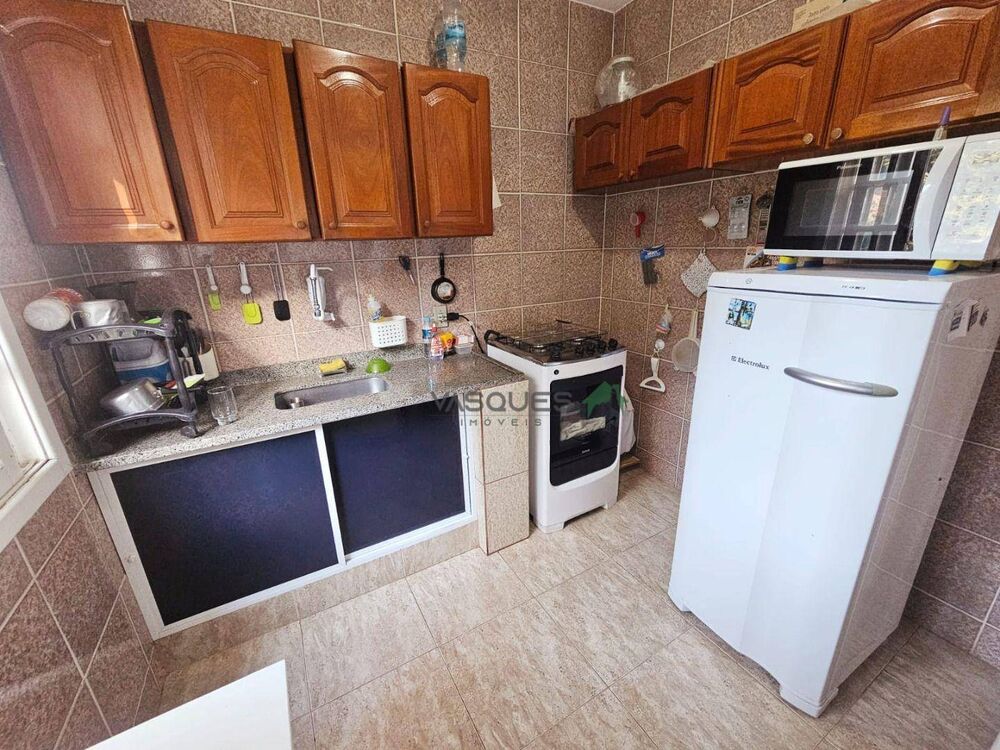 Casa à venda com 2 quartos, 50m² - Foto 5