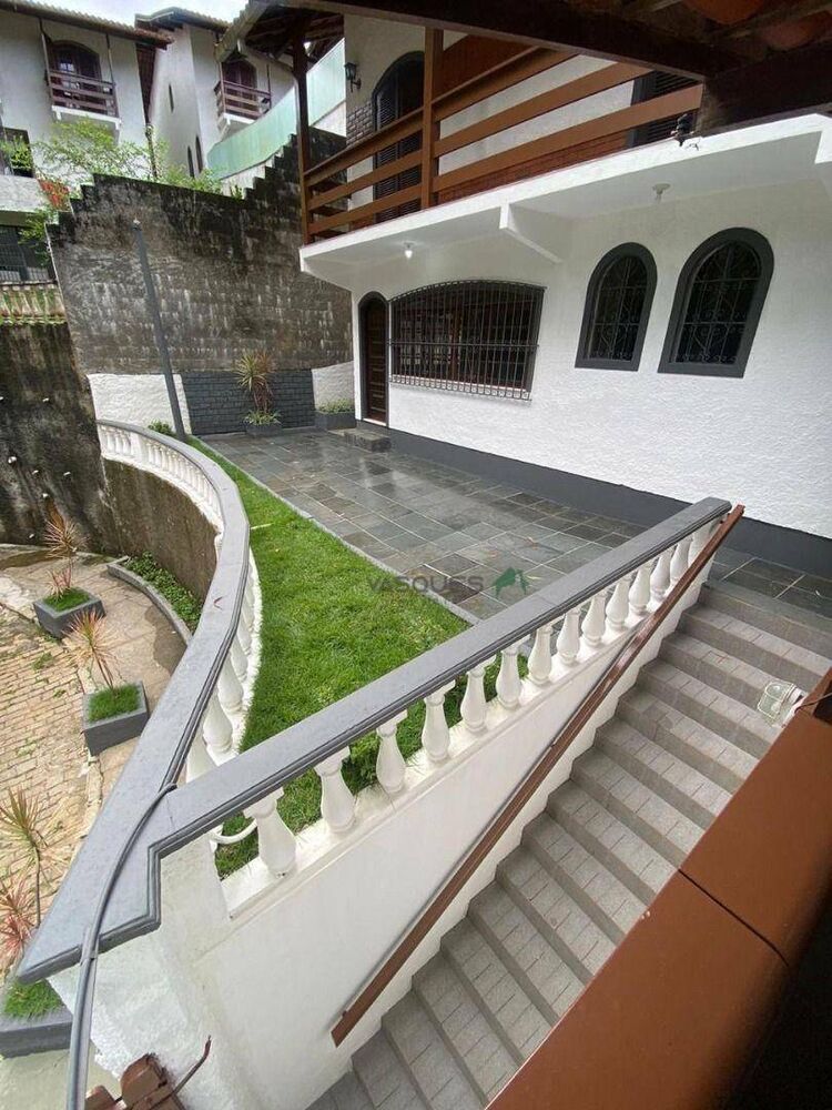 Casa, 4 quartos, 147 m² - Foto 2