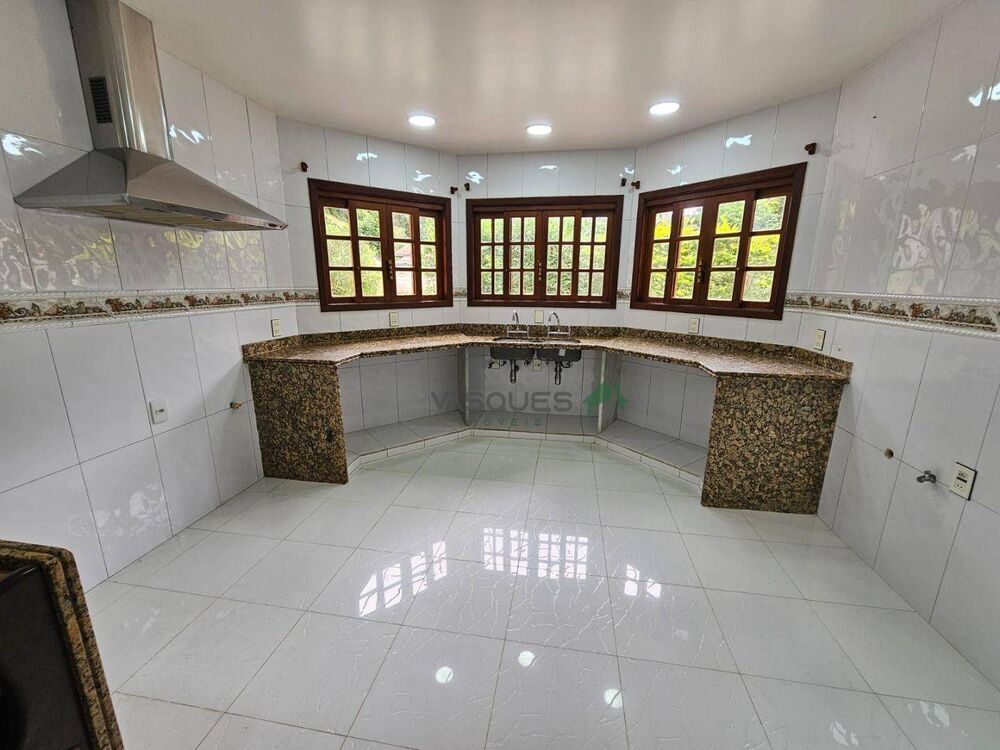 Casa de Condomínio à venda com 6 quartos, 444m² - Foto 7