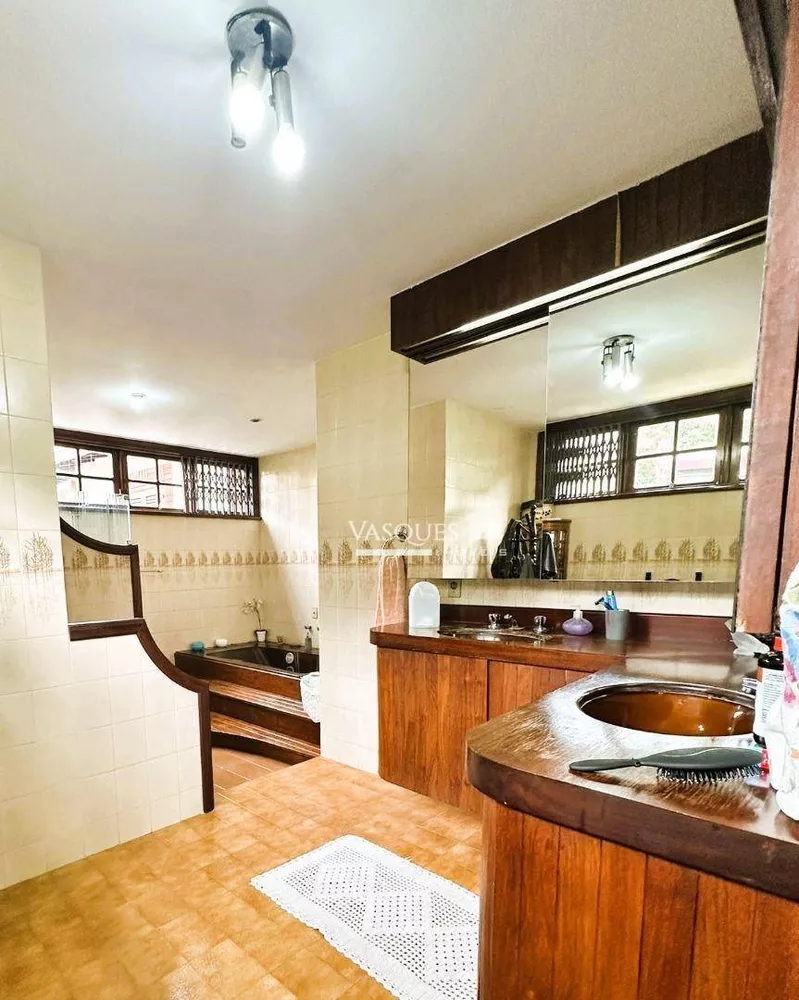 Casa, 9 quartos, 576 m² - Foto 24