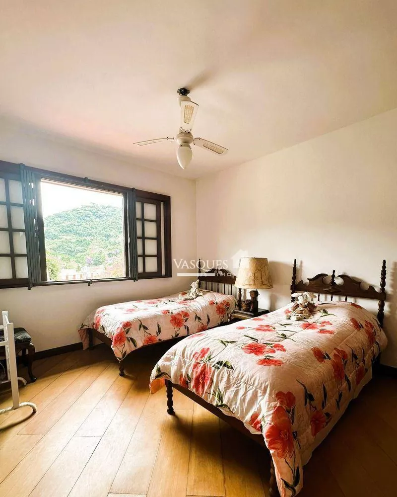 Casa, 9 quartos, 576 m² - Foto 33