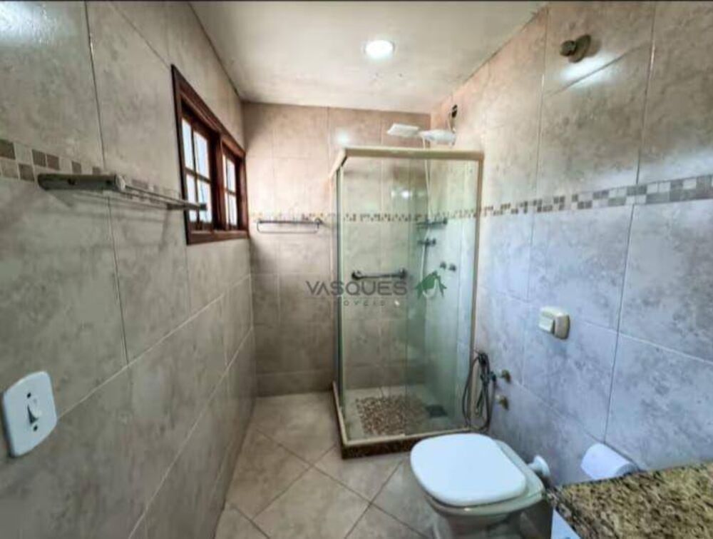 Casa de Condomínio à venda com 4 quartos, 144m² - Foto 2