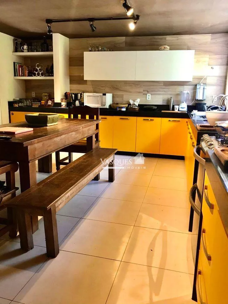 Casa, 3 quartos, 212 m² - Foto 35