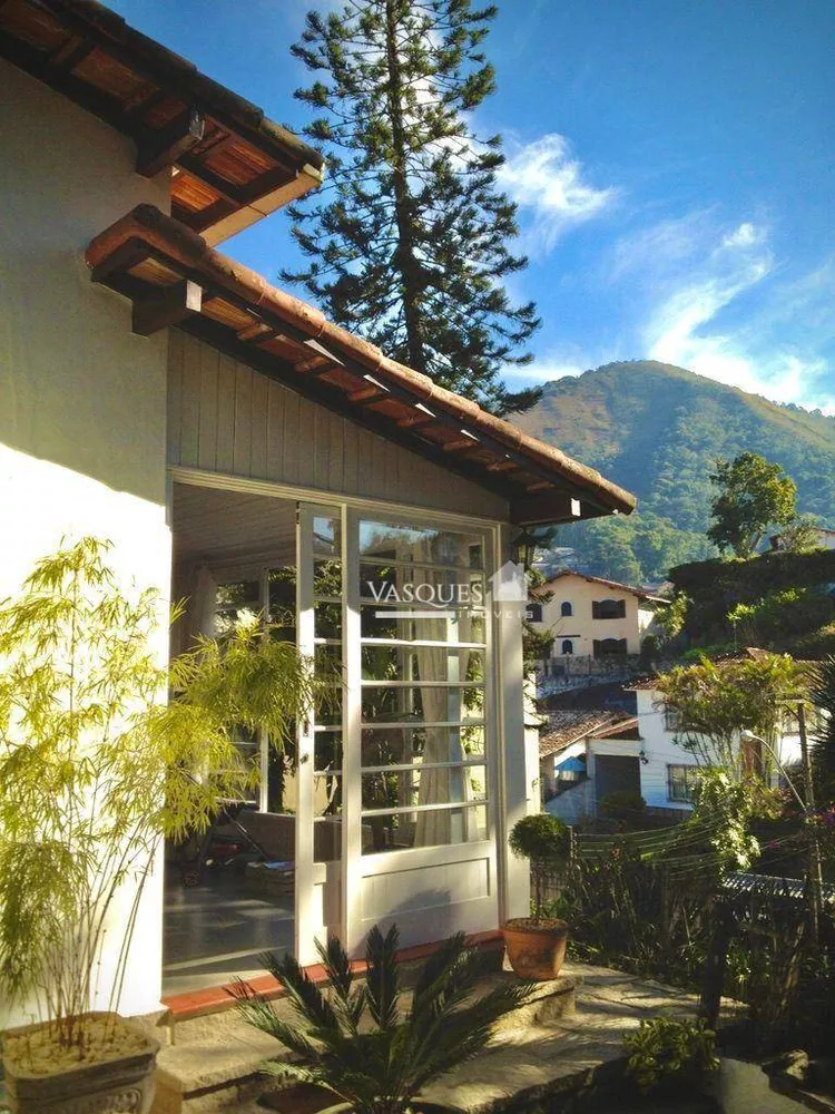 Casa, 3 quartos, 212 m² - Foto 13