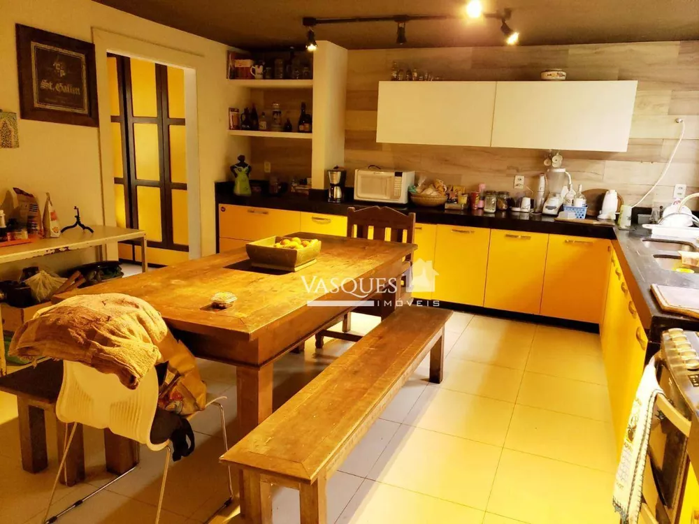 Casa, 3 quartos, 212 m² - Foto 12