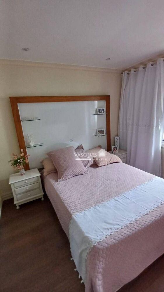 Casa à venda com 5 quartos, 204m² - Foto 9
