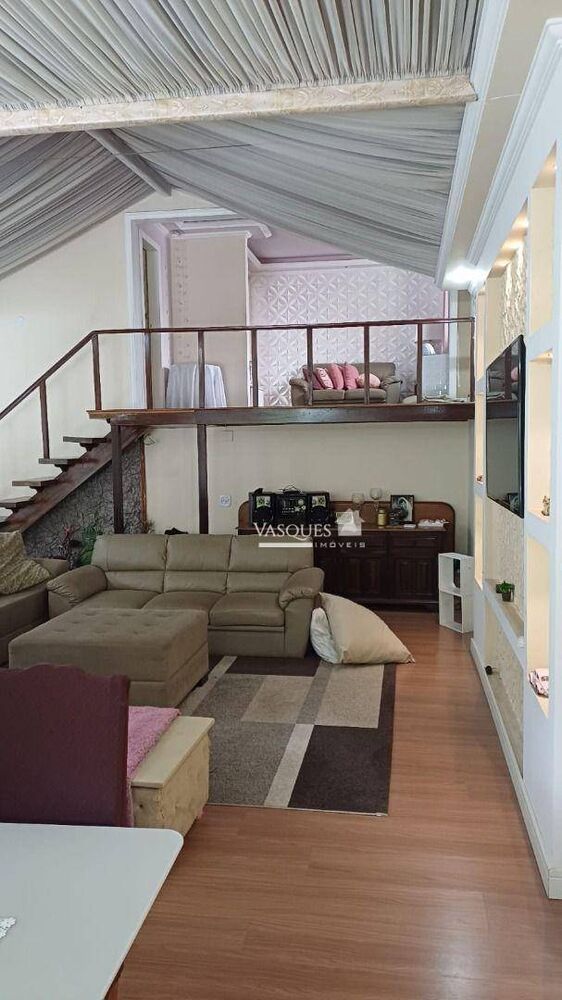 Casa à venda com 5 quartos, 204m² - Foto 7