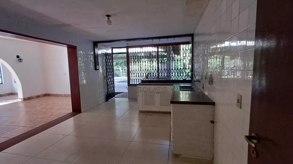 Casa, 4 quartos, 253 m² - Foto 11