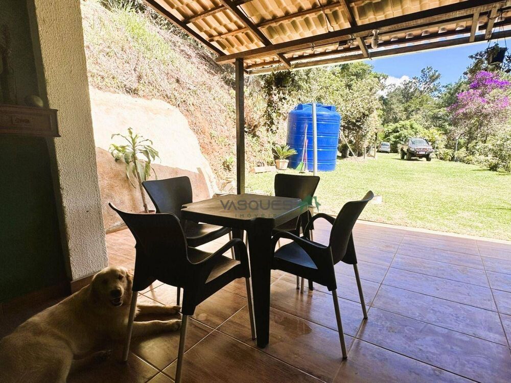 Casa à venda com 2 quartos, 106m² - Foto 4