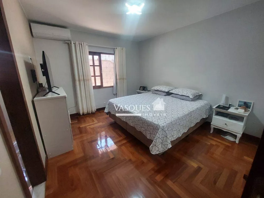 Casa, 3 quartos, 234 m² - Foto 27