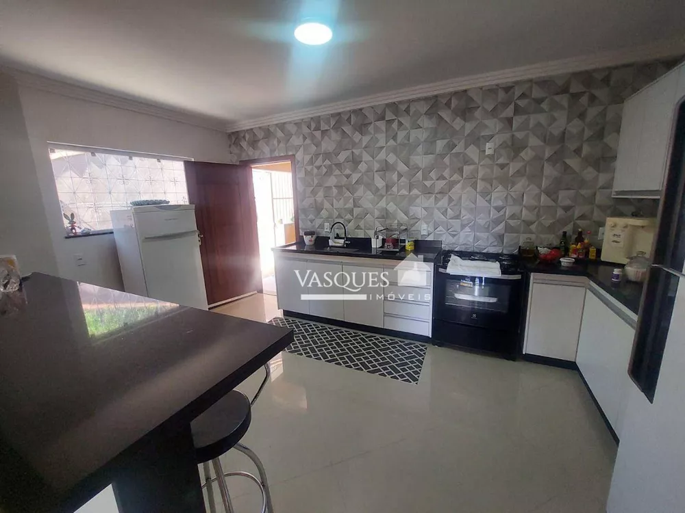 Casa, 3 quartos, 234 m² - Foto 17