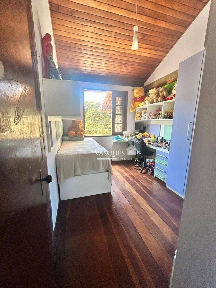 Casa, 4 quartos, 210 m² - Foto 4