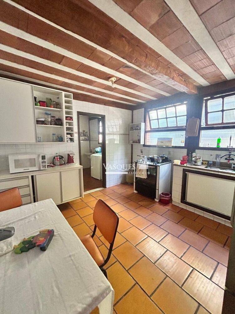 Casa, 4 quartos, 210 m² - Foto 23