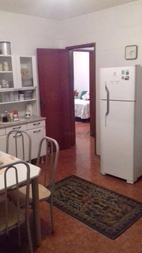 Casa, 3 quartos, 229 m² - Foto 22