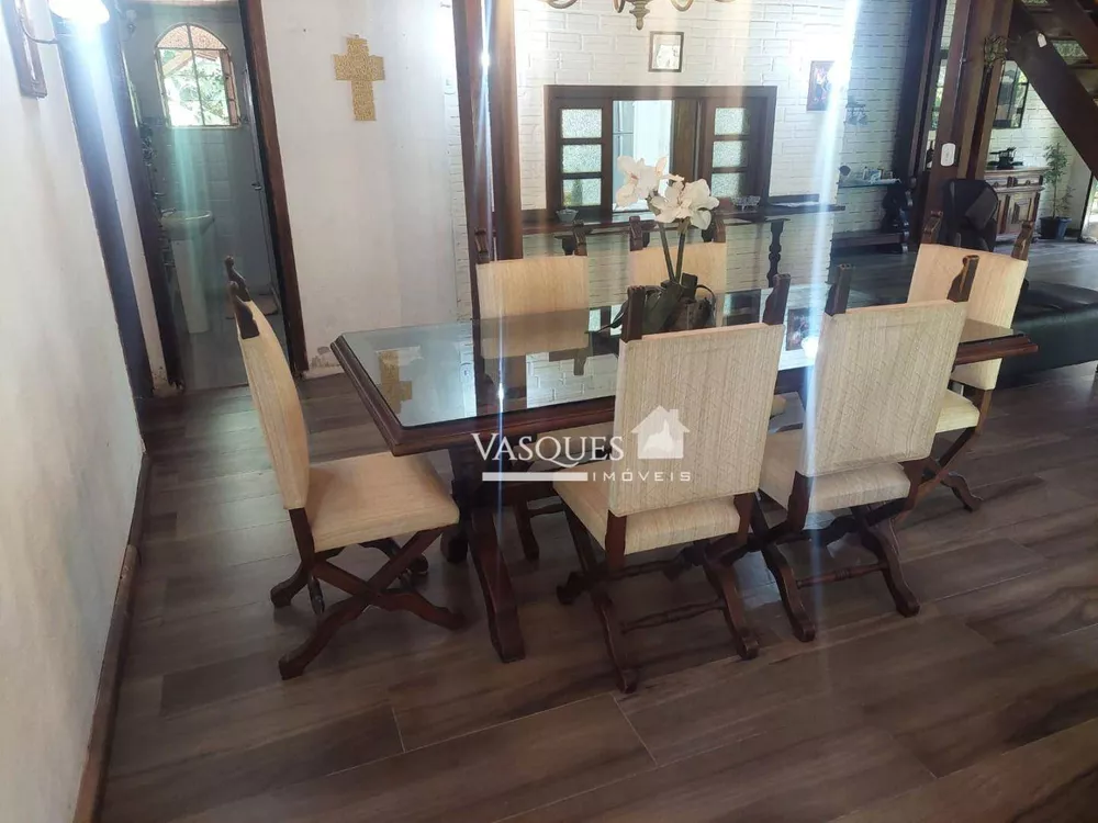 Casa, 10 quartos, 327 m² - Foto 19