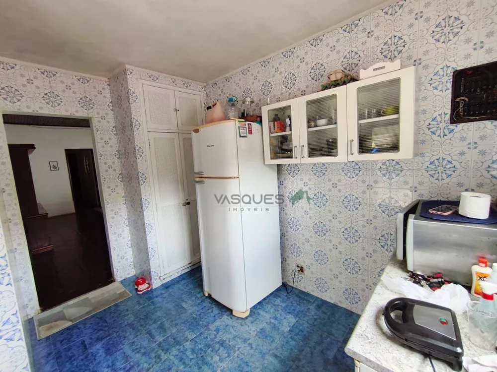 Casa, 6 quartos, 201 m² - Foto 8