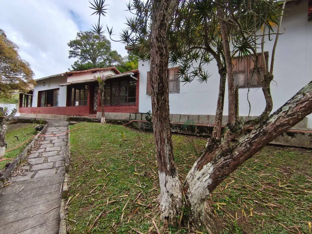 Casa, 6 quartos, 201 m² - Foto 2