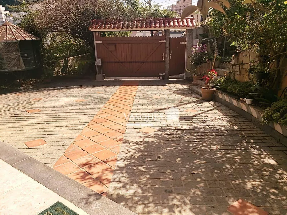 Casa, 4 quartos, 253 m² - Foto 29