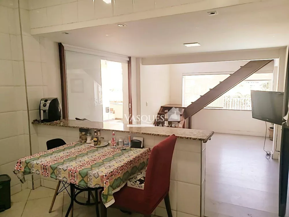 Casa, 4 quartos, 253 m² - Foto 11