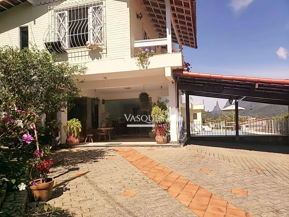 Casa, 4 quartos, 253 m² - Foto 32