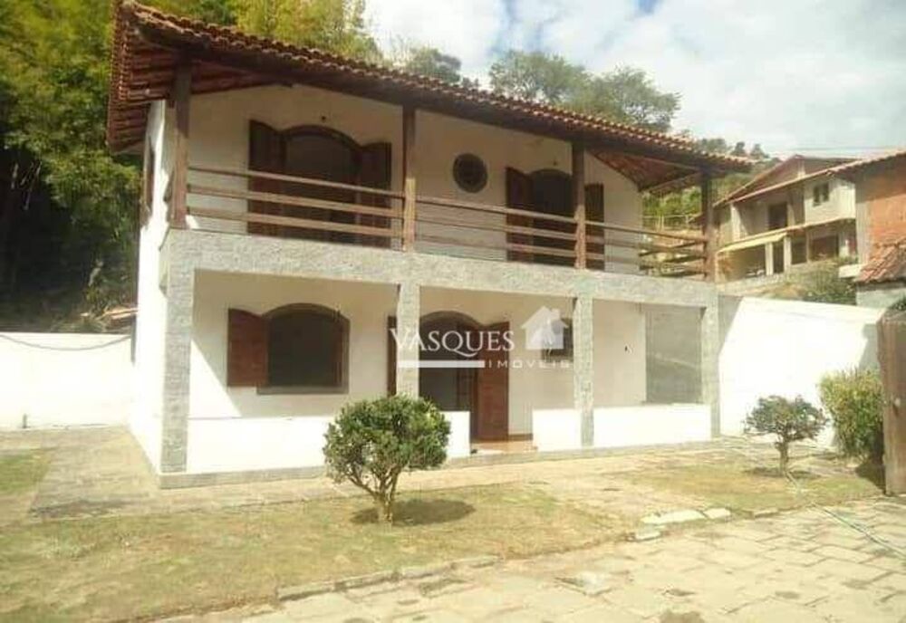 Casa à venda com 2 quartos, 130m² - Foto 1