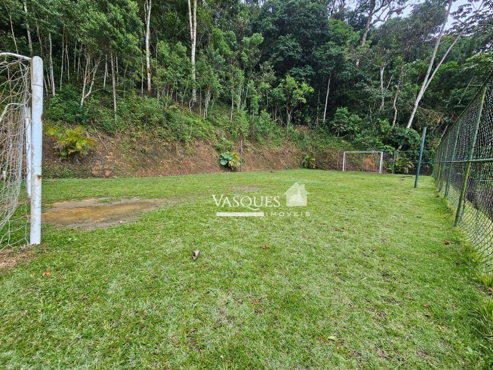 Apartamento à venda com 2 quartos, 69m² - Foto 4