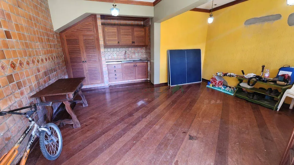 Casa, 4 quartos, 240 m² - Foto 16